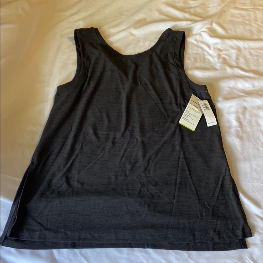 Brand new old navy active tank